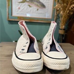 unique converse 
got from free people
